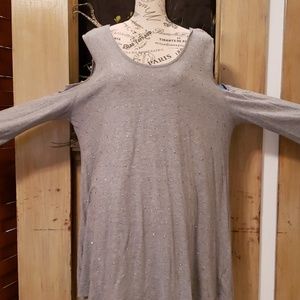 DKNY Cold shoulder top.